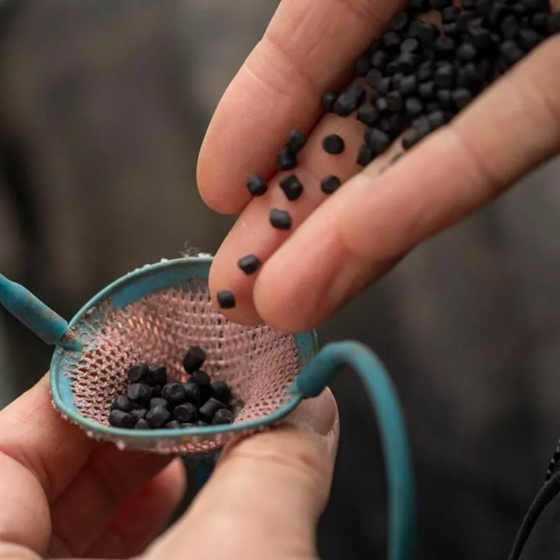 Fjuka Baits Fjuka 2in1 Micro Pellets Black 7 Fjuka Baits Fjuka 2in1 Micro Pellets Black - Afbeelding 5