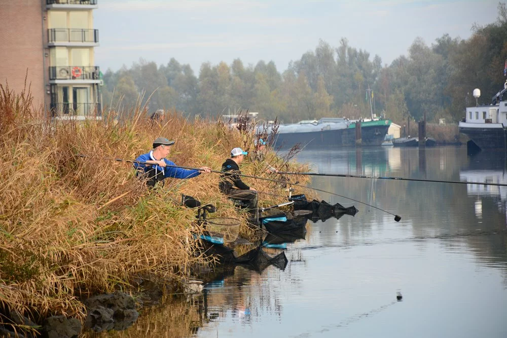 Voorpagina 15 Voorpagina -Vaste hengels Verkoop 12